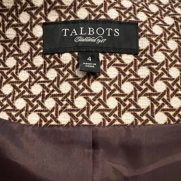 Talbots Size 4 Jacket with pockets and 3/4 length sleeves - Picture 5 of 6